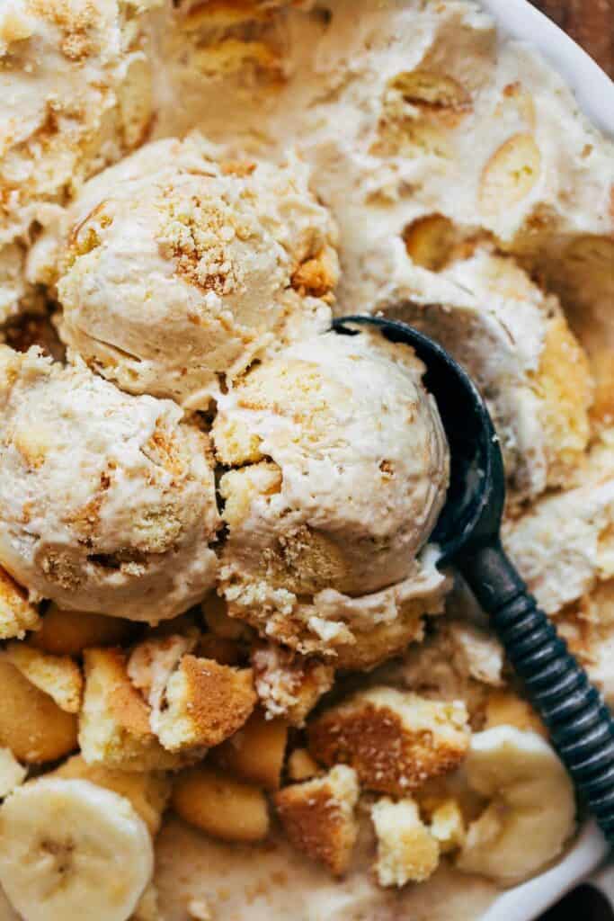 close up on scoops of banana pudding ice cream