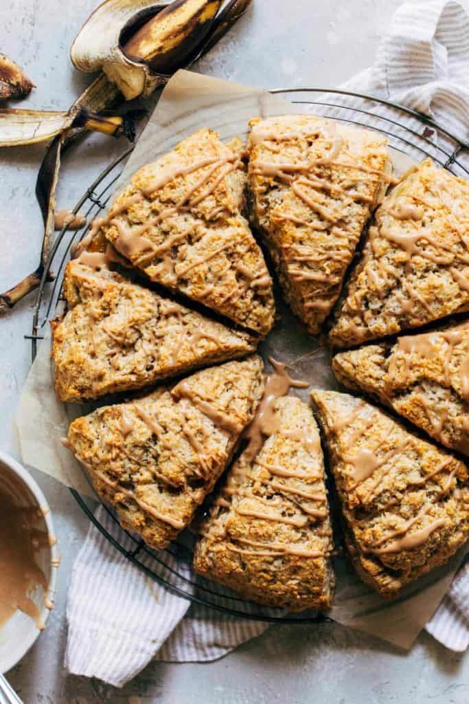 banana scones arranged in a circle on a round cooling rack