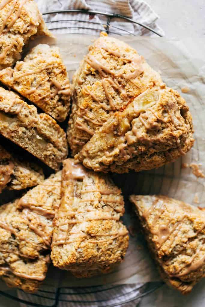 banana scones scattered on a cooling rack