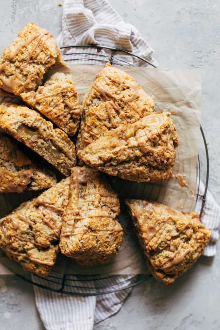 banana scones scattered in a cooling rack