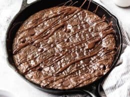EXTRA FUDGY Skillet Brownies (Gluten Free and Dairy Free)
