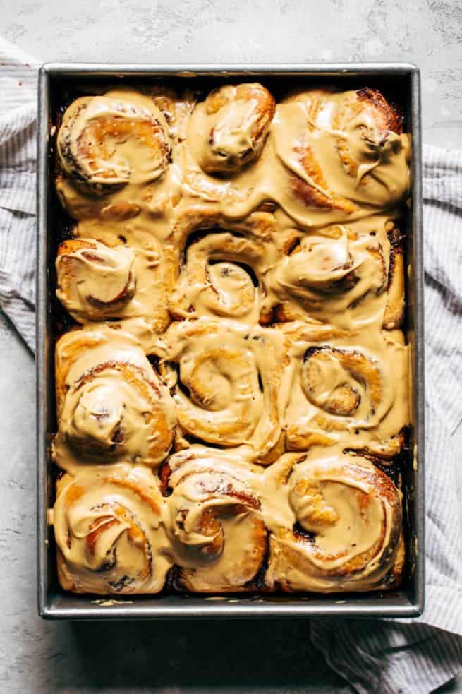 Soft & Fluffy Gingerbread Cinnamon Rolls Butternut Bakery