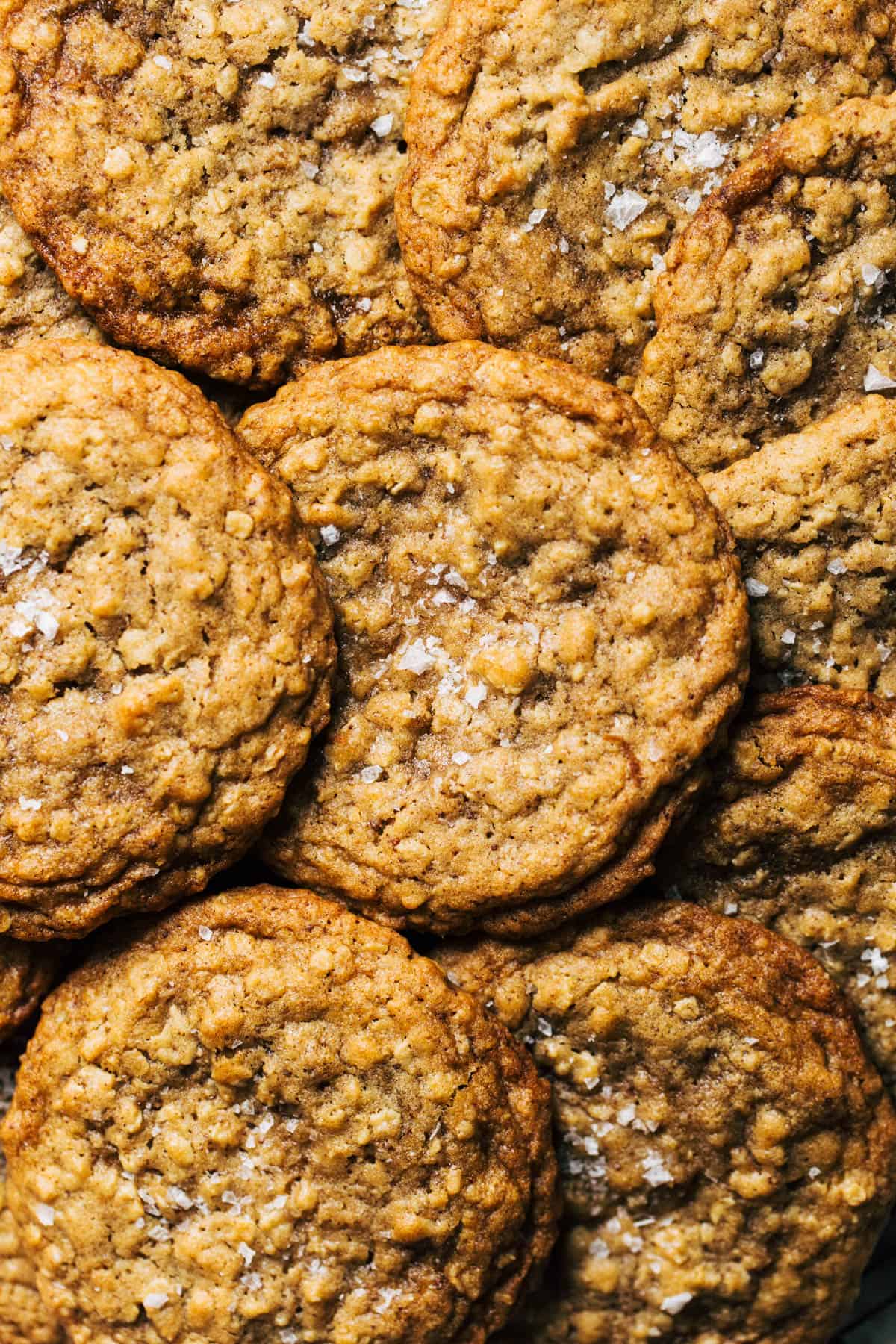brown butter oatmeal cookies on a cooling rack