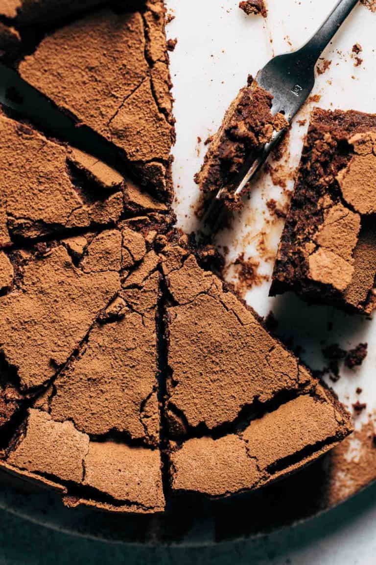 close up on a sliced flourless cake