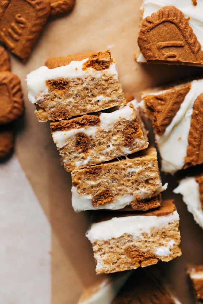 slices of no bake cookie butter bars arranged on their side