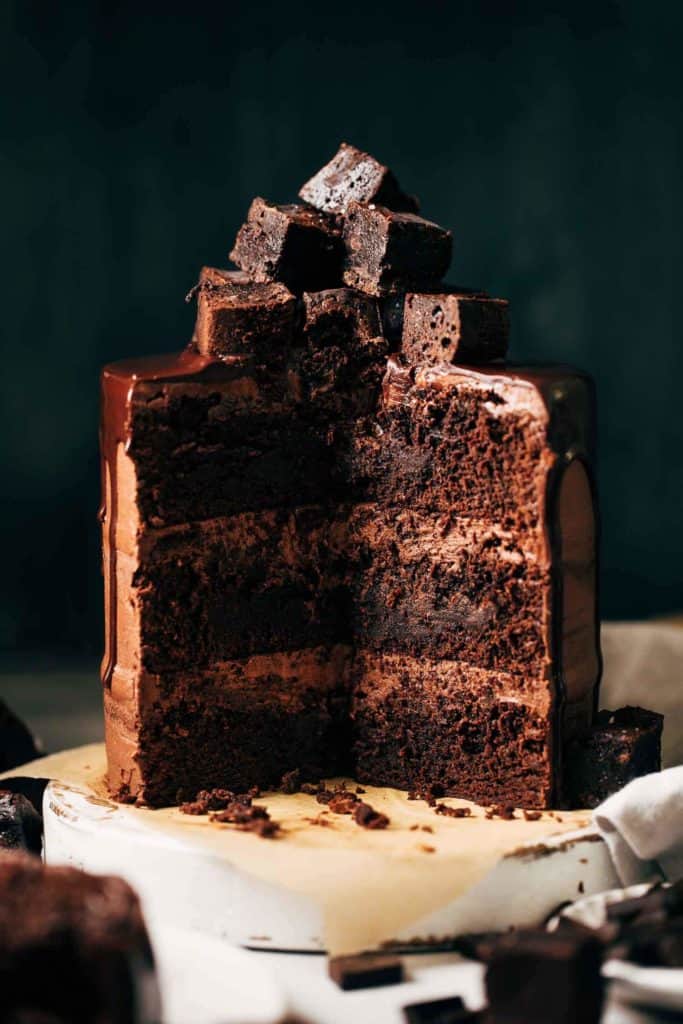 the inside of a sliced brownie cake