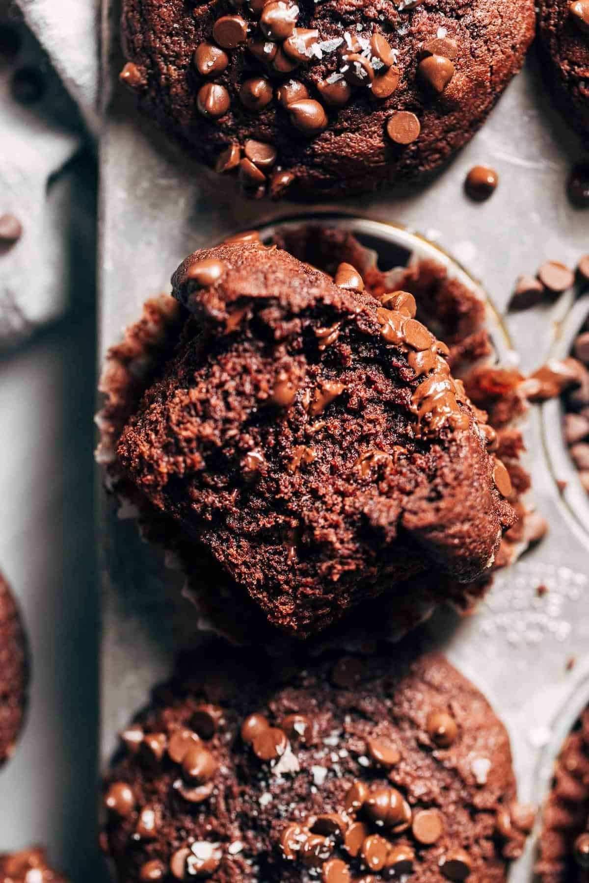 Brown Butter Double Chocolate Chip Cookies - Emily Laurae