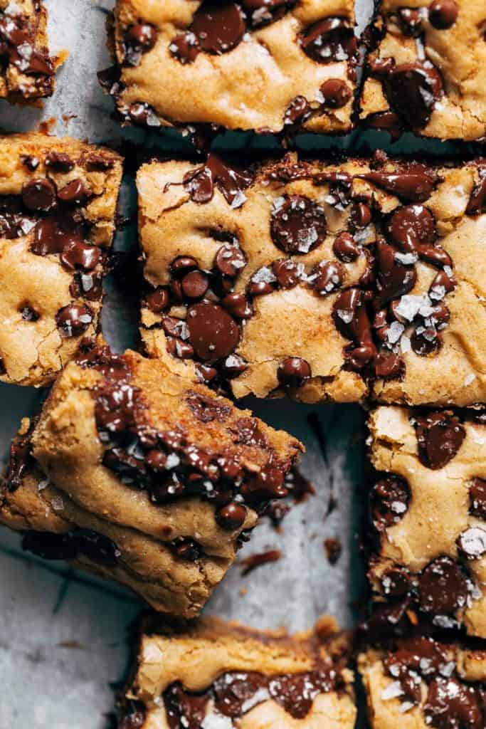 close up on the tops of sliced chocolate chip cookie bars