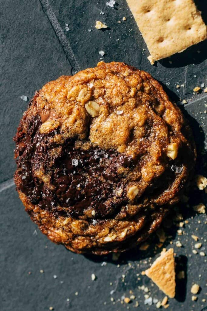 close up on a dark chocolate graham cracker cookie