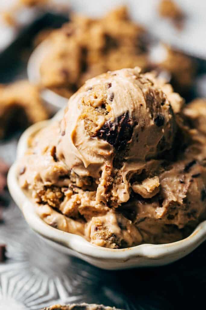 a bowl of coffee cookie dough ice cream
