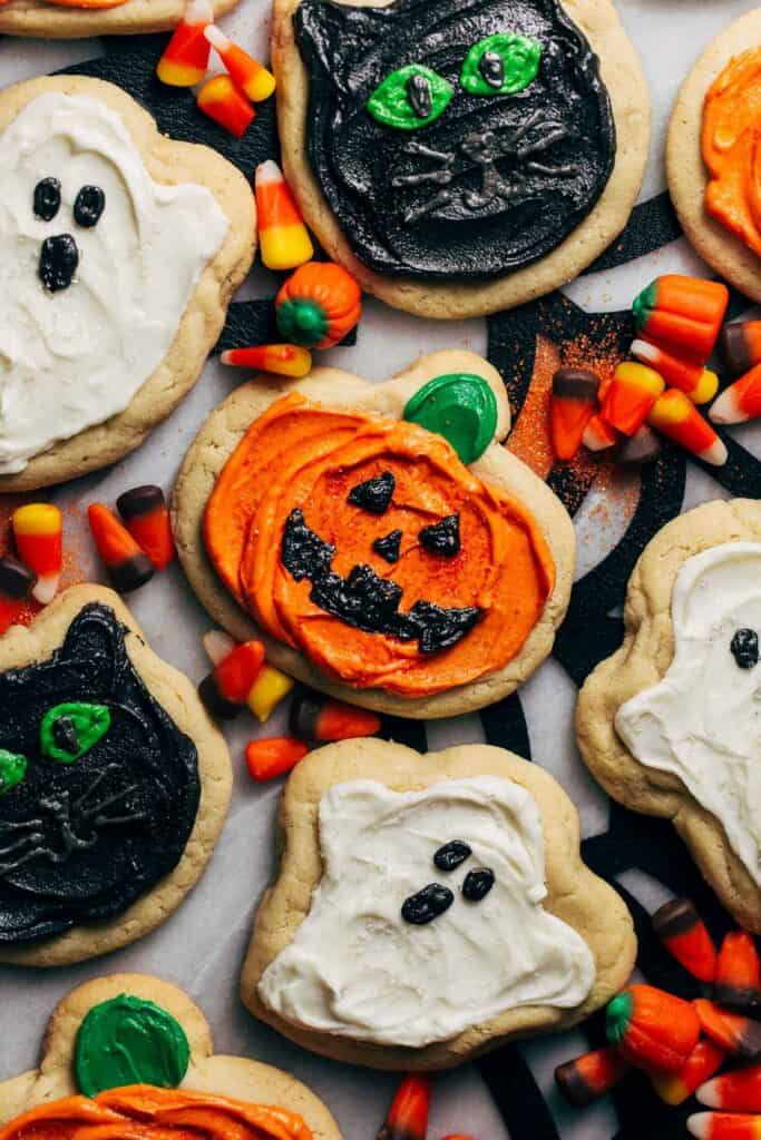 halloween sugar cookies with frosting