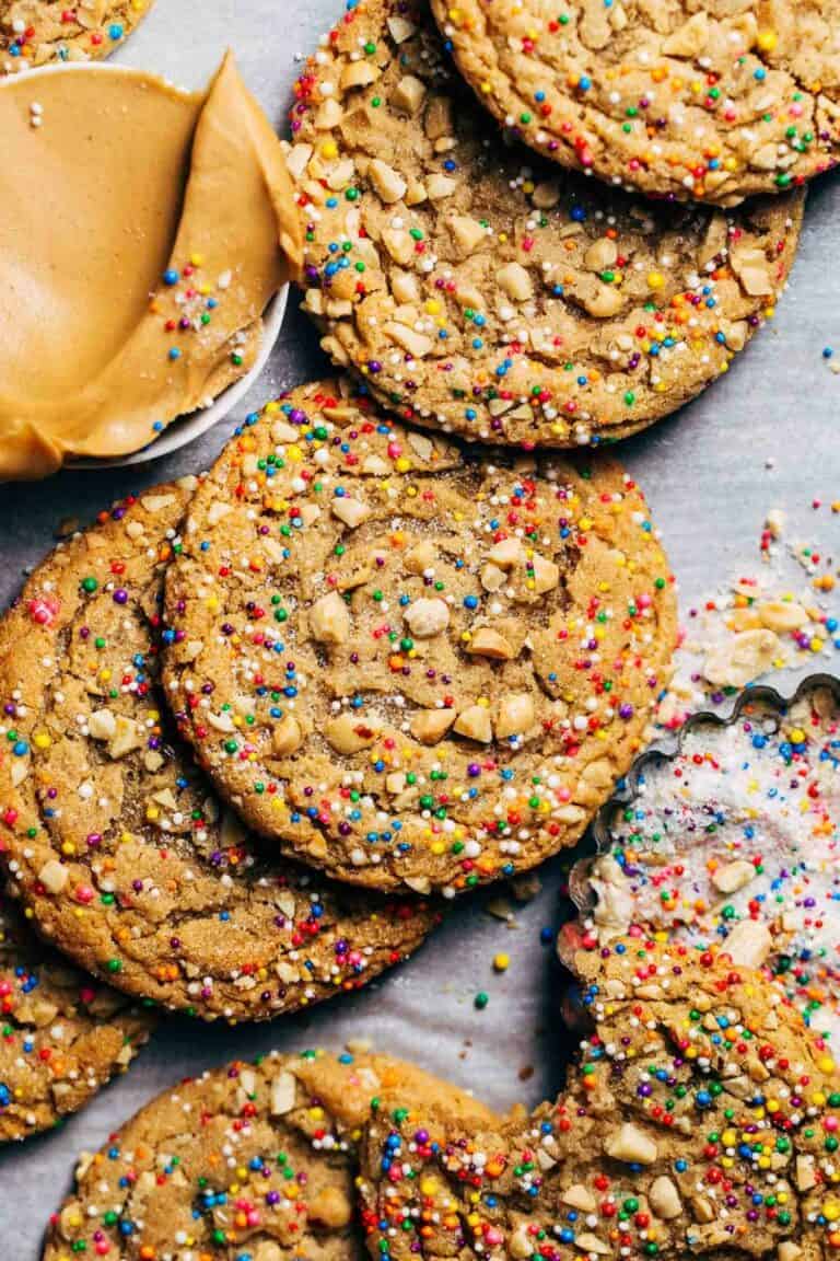 close up on a peanut butter cookie