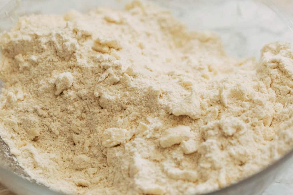 crumb cake muffin top flour mixture